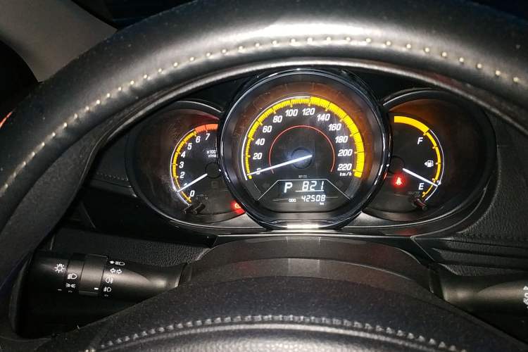 Used Toyota YARiS L 2022 X-Trail 1.5L CVT Luxury PLUS Edition
