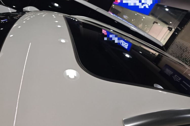 Used Volkswagen Tiguan L 2023 Facelifted 380TSI Automatic All-Wheel Drive R-Line Plus Version 7-Seater
