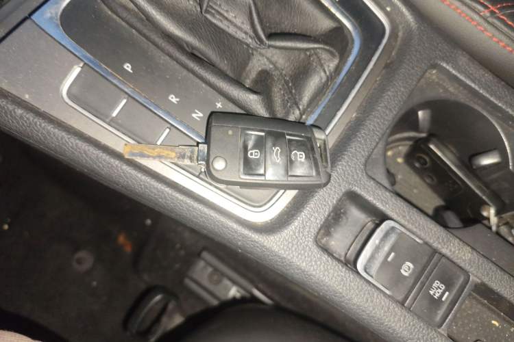 Used Volkswagen Golf 2015 1.6L Automatic Comfort Model
