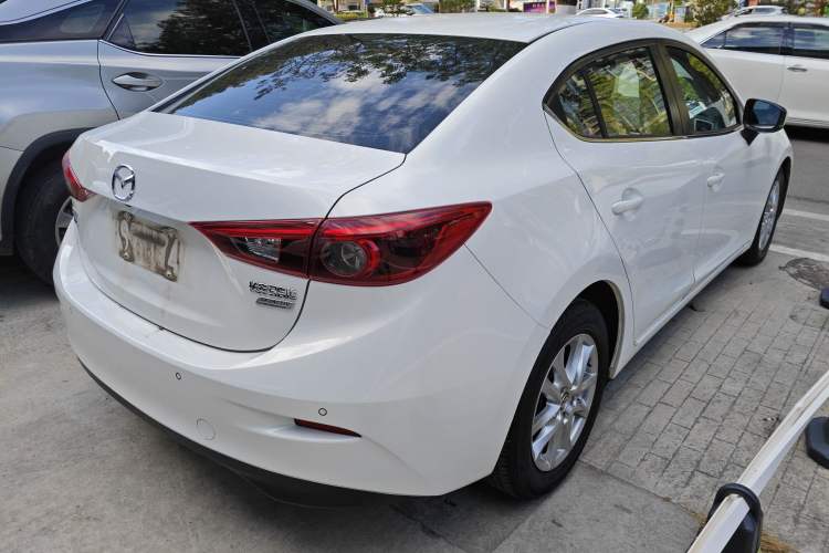 Used Mazda Mazda 3 Axela 2017 Sedan 1.5L Automatic Luxury Model Emission Standard China V