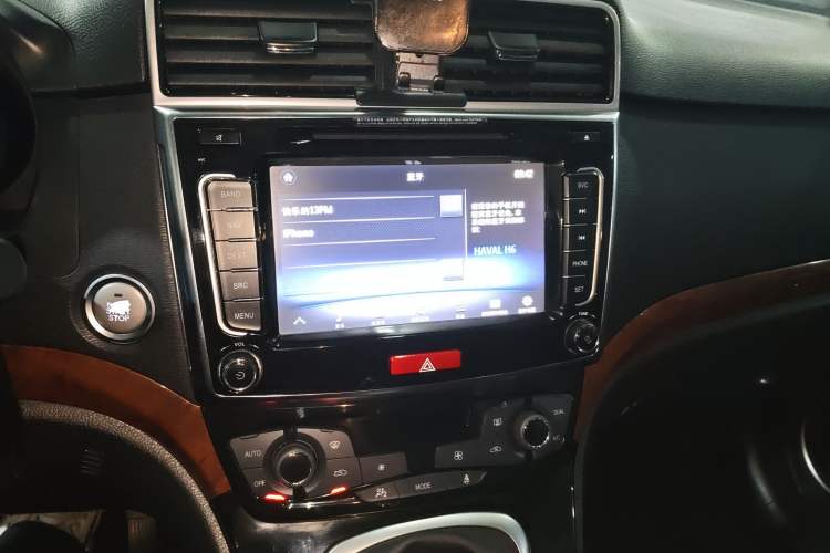 Used Haval H6 2014 Sport Version 1.5T Manual Two-Wheel Drive Elite Edition
