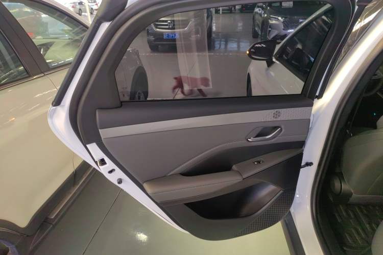 Used BYD Qin PLUS 2025 DM-i Smart Drive 55KM Leading Model
