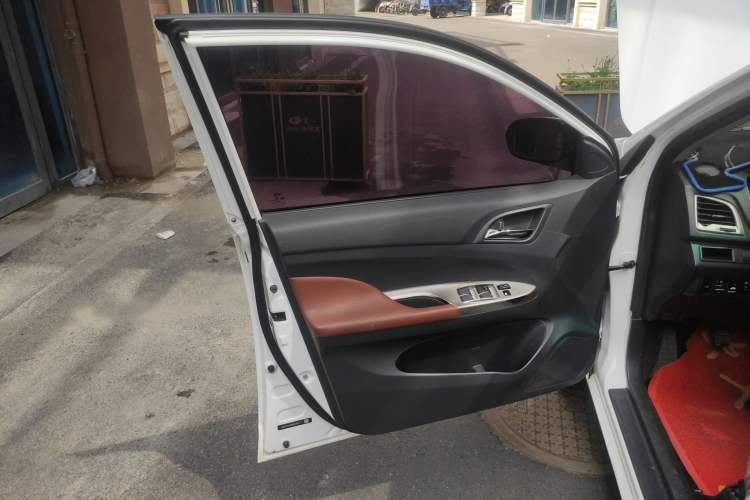 Used BYD F3 2015 Energy-Efficient Model 1.5L Manual Comfort Edition
