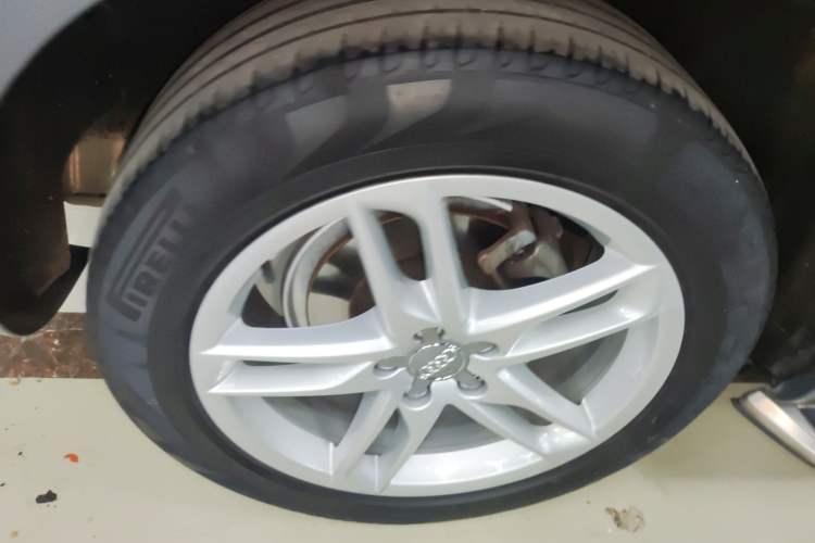 Used Audi Q5 2017 Plus 40 TFSI Technology Model
