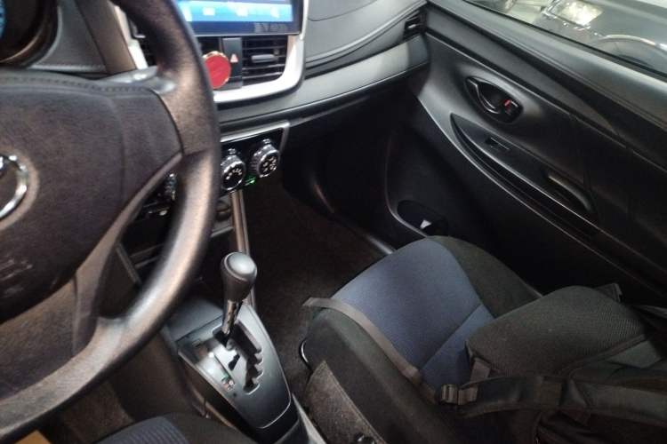 Used Toyota YARiS L 2016 Revised 1.5E CVT Charming Edition
