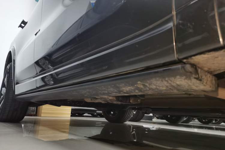 Used Li Auto L8 2023 Pro Model
