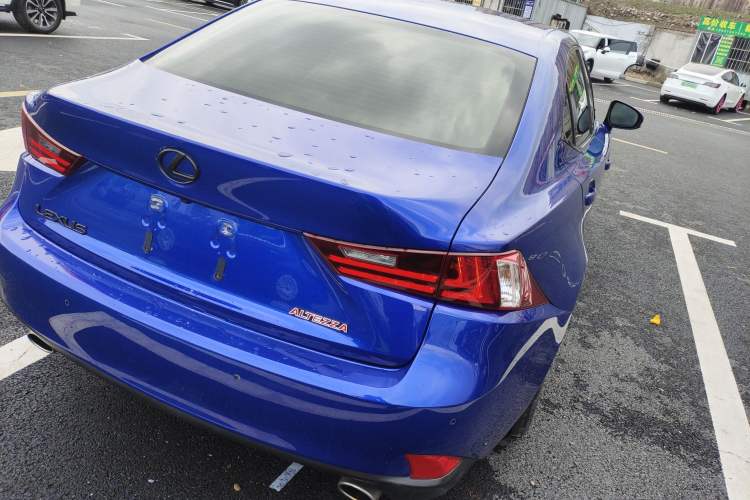 Used Lexus IS 2015 200t F SPORT