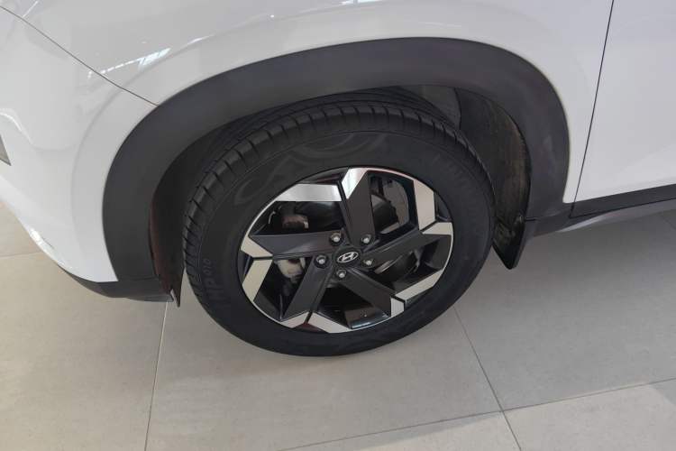 Used Hyundai ix25 2020 1.5L CVT GLS Smart Model
