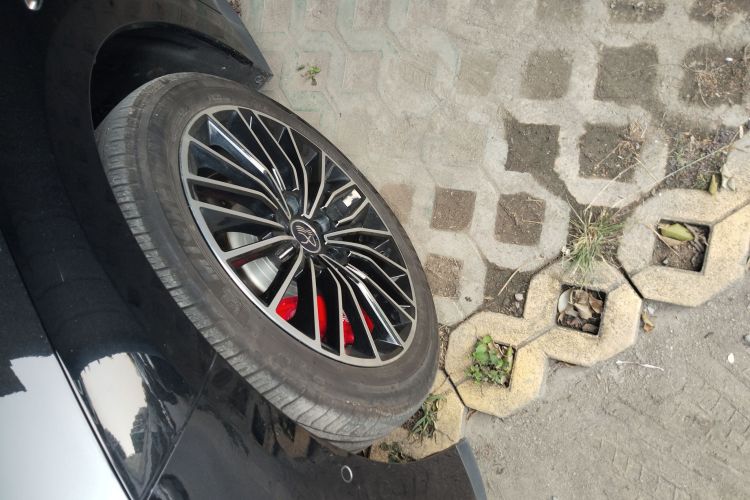 Used BYD Han 2025 EV with 701 km of Laser Radar-Enabled Intelligent Driving