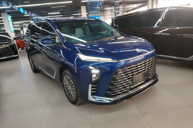 Used Buick GL8 New Energy 2024 Lu Zun Luxury Edition 7-Seater
