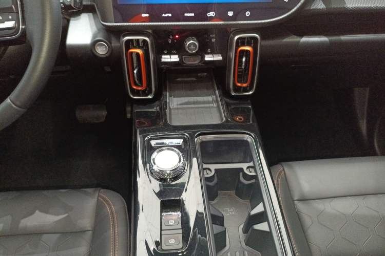 Used Haval DARGO 2021 Revised Version 1.5T DCT Two-Wheel Drive "Mǎquǎn" Edition