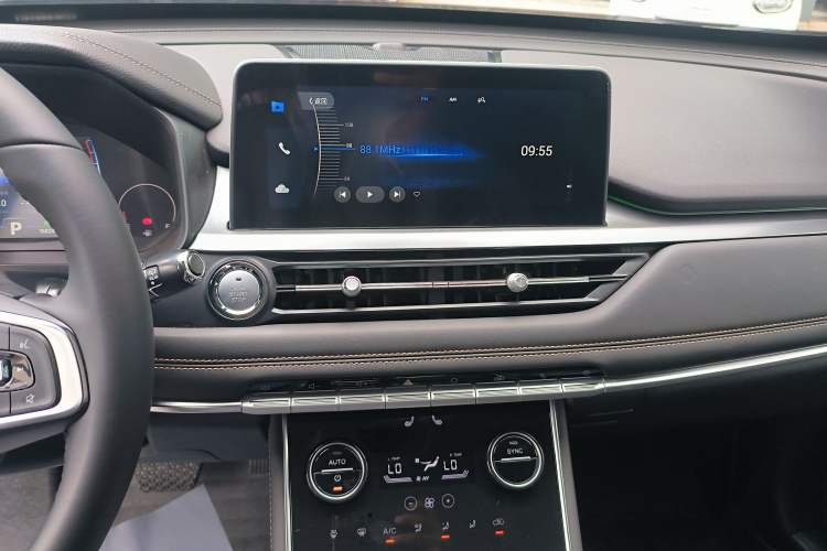 Used Chery Tiggo 8 2024 Honor Edition 230TCI Automatic Excellence Version 5 Seats
