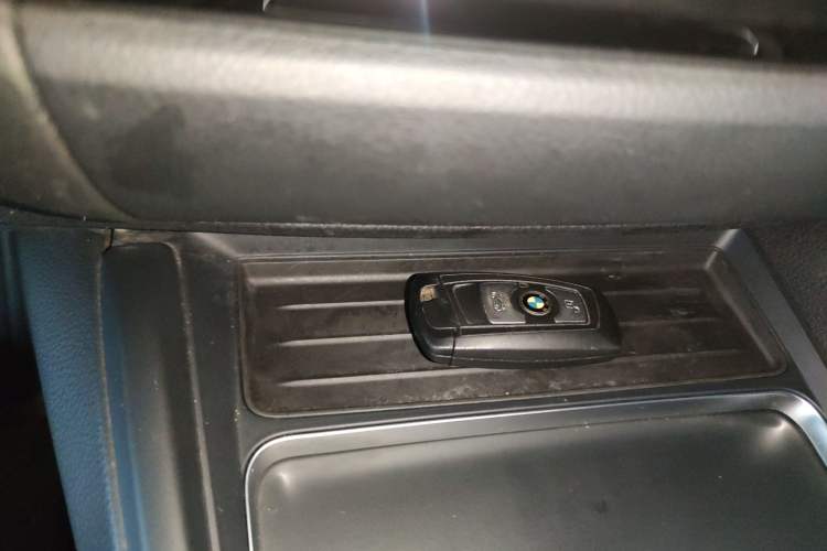 Used BMW 3 Series 2017 320Li Fashion Model
