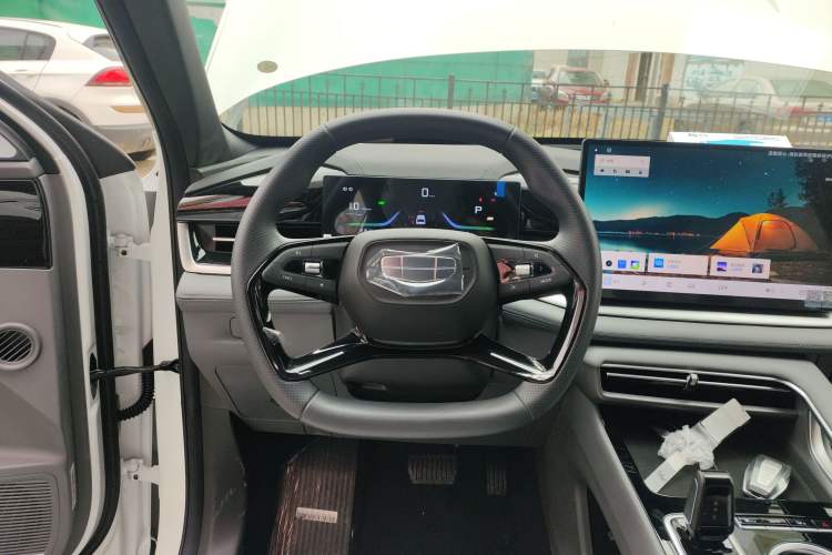 Used Geely Auto Emgrand X7 Sport 2026 Model 1.5TD Aspirational
