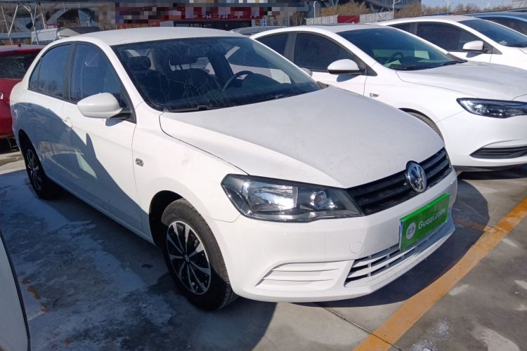 Used Volkswagen Jetta 2015 Value Edition 1.6L Manual Fashionable Style
