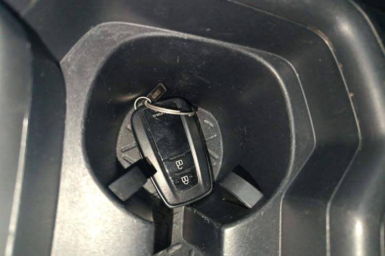 Used Toyota RAV4 2020 2.0L CVT 4x4 Trend Edition
