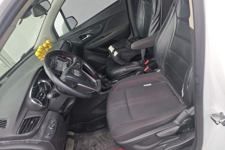 Used Buick Encore 2018 18T Automatic Two-Wheel Drive Urban Leading Model
