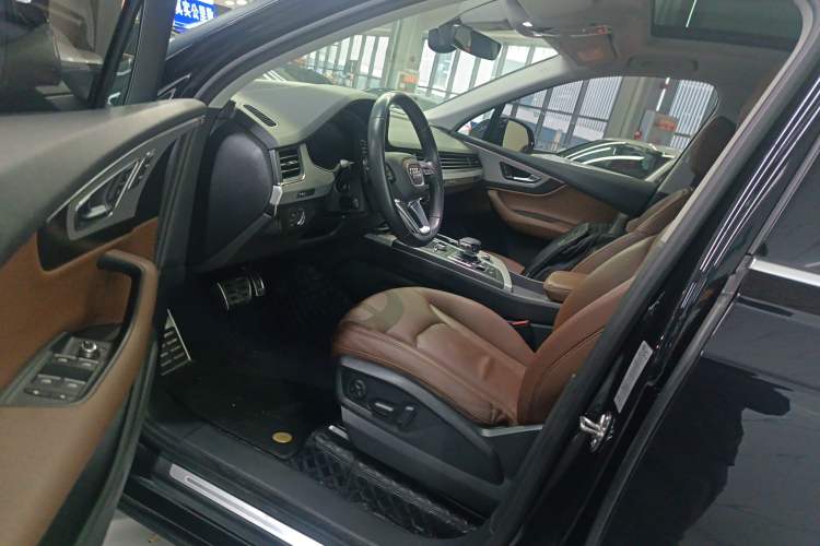 Used Audi Q7 2019 55 TFSI Technology Edition
