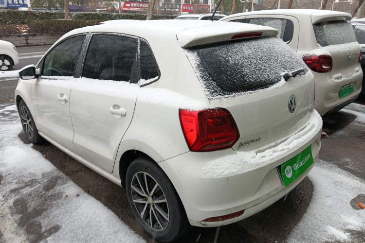 Used Volkswagen Polo 2016 1.6L Automatic Comfort Model