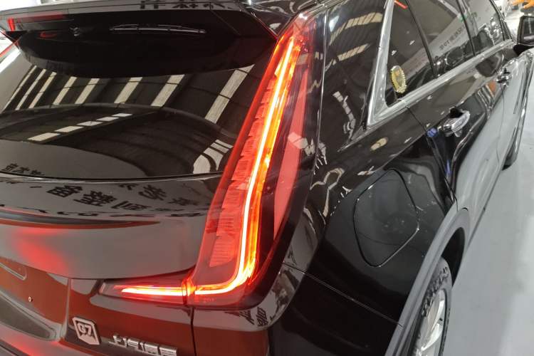 Used Cadillac XT4 2021 28T Two-Wheel Drive Tech Edition
