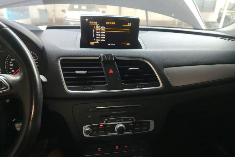 Used Audi Q3 2016 30 TFSI Fashion Model
