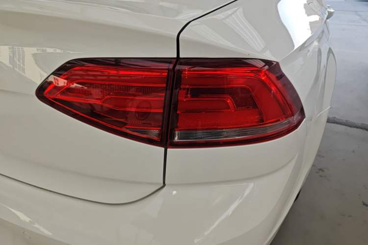 Used Volkswagen Lamando 2018 230TSI DSG Fashion Edition
