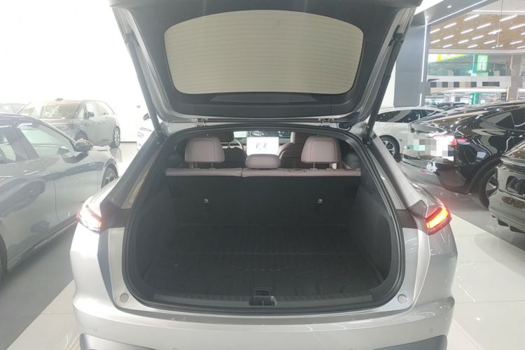 Used ONVO L60 2024 60 kWh Rear-Drive Version
