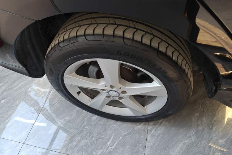 Used Mercedes-Benz M-Class 2014 ML 320 4MATIC
