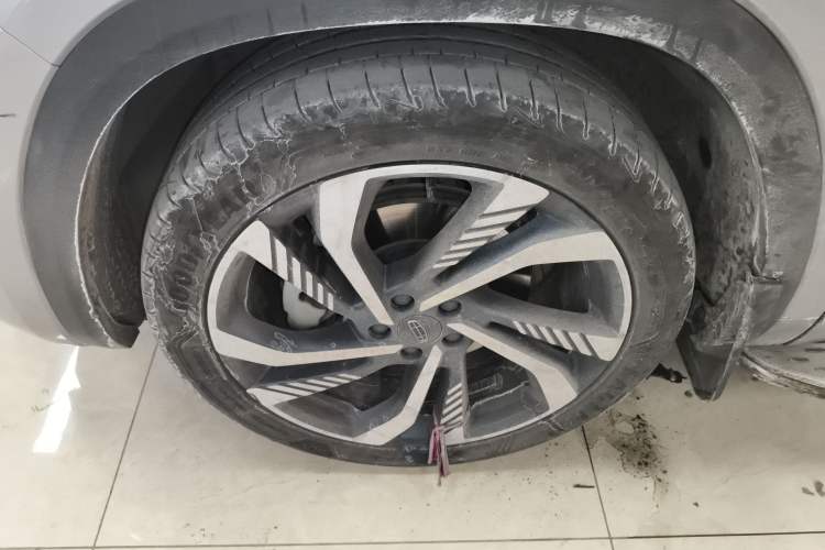 Used Geely Auto Monjaro L 2023 2.0TD High-Power Automatic Two-Wheel Drive Flagship Version