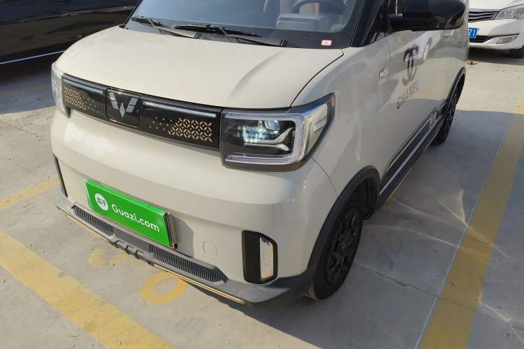 Used Wuling Hongguang MINIEV 2022 GAMEBOY 200km Gaming Edition with Lithium Iron Phosphate