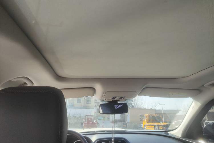 Used Jaguar F-PACE 2016 2.0T Two-Wheel Drive Urban Luxury Edition