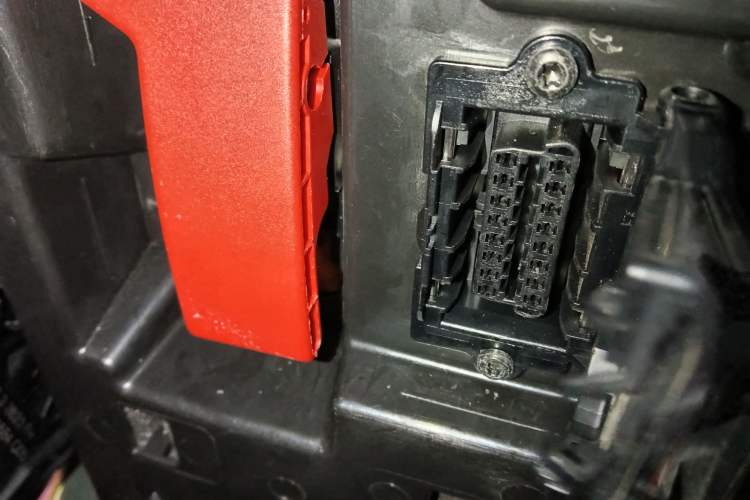 Used Mercedes-Benz E-Class 2015 E 260 L Sport Luxury Model
