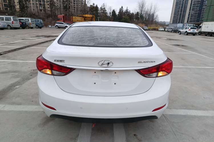 Used Hyundai Elantra (5th Generation / Langdong) 2016 1.6L Automatic Prestige Model