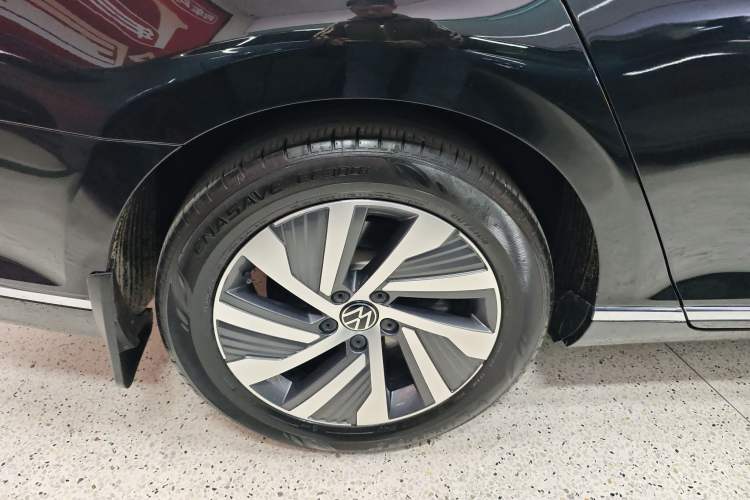 Used Volkswagen Magotan GTE Plug-in Hybrid 2022 GTE Luxury Model
