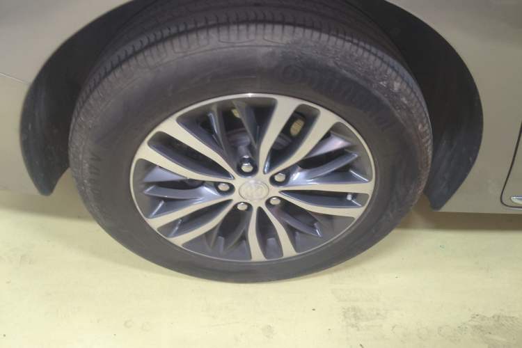 Used Buick GL8 2023 ES Lu Zun Comfort Model
