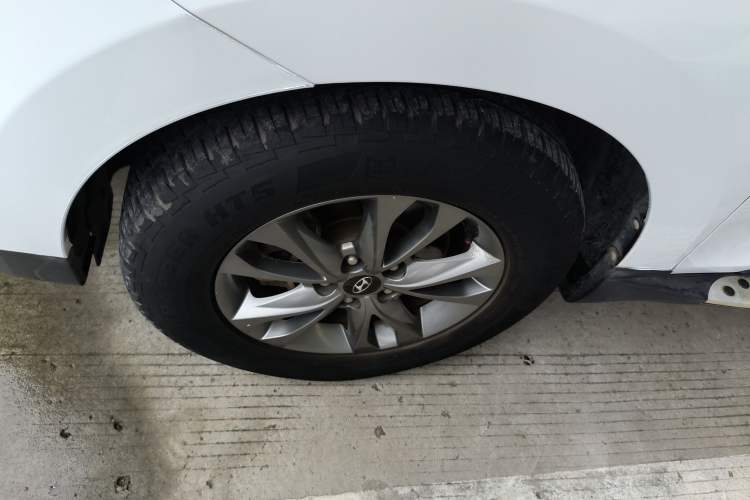 Used Hyundai ix35 2013 2.0L Automatic 2WD Comfort GL China IV Standard
