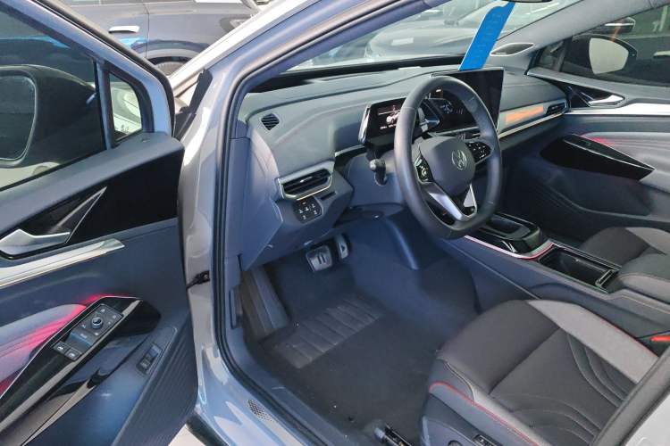 Used Volkswagen ID.4 CROZZ 2024 PRIME
