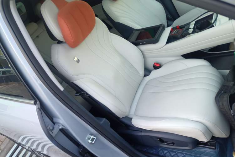 Used  E5 2024 530km Starship Edition
