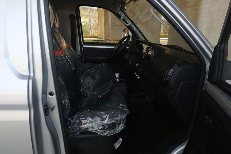 Used Ruichi ED71 2022 ED71 Side-Board Truck Pioneer Model I
