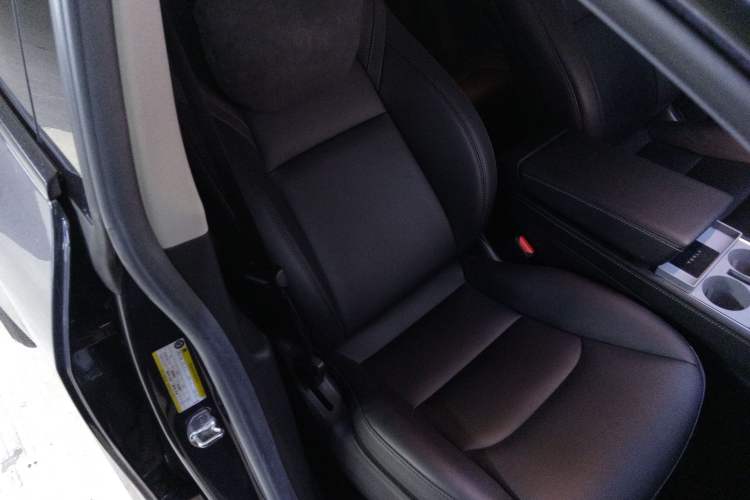 Used Tesla Model Y 2022 Performance High-Performance All-Wheel-Drive Version