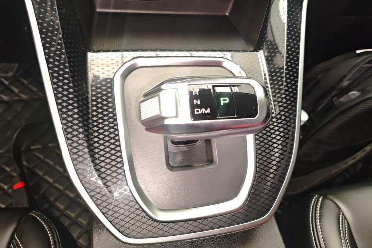 Used Haval M6 2023 PLUS 1.5T DCT Elite Smart Connectivity Model
