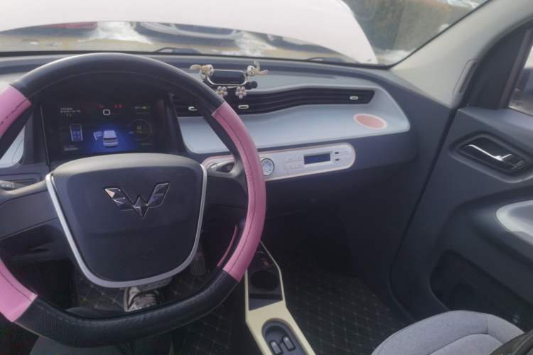 Used Wuling Hongguang MINIEV 2021 Macaron Premium Model – Lithium-NMC