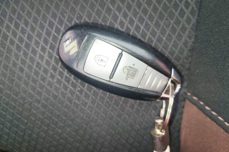 Used Suzuki Vitara S-Cross 2017 1.6L CVT Two-Wheel Drive Urban Fashion Model