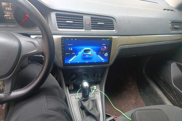 Used Volkswagen Lavida 2018 Classic 1.5L Automatic Fashion Edition China VI Standard
