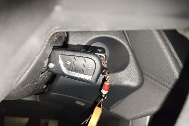 Used Toyota Corolla Cross 2023 2.0L Pioneer Edition
