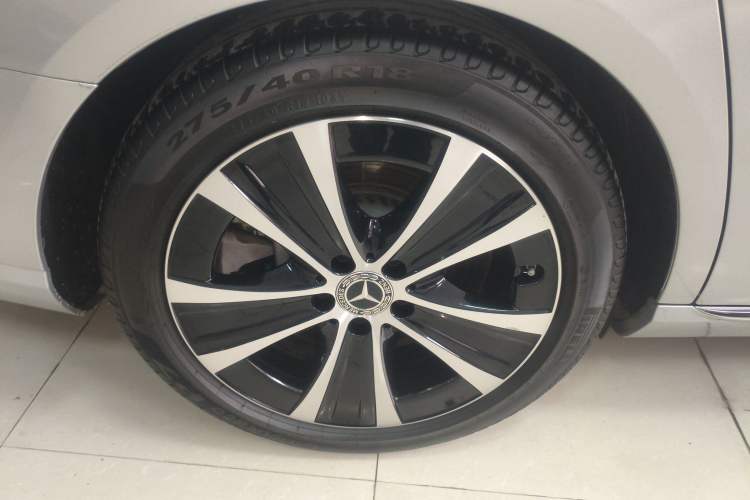 Used Mercedes-Benz E-Class New Energy 2022 Second Facelift E 350 e L Plug-in Hybrid Sedan
