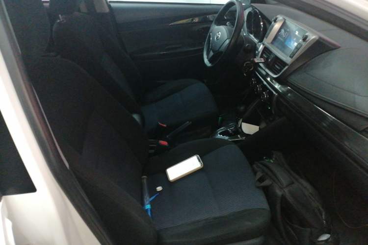 Used Toyota YARiS L 2017 1.5E CVT Dynamic Edition
