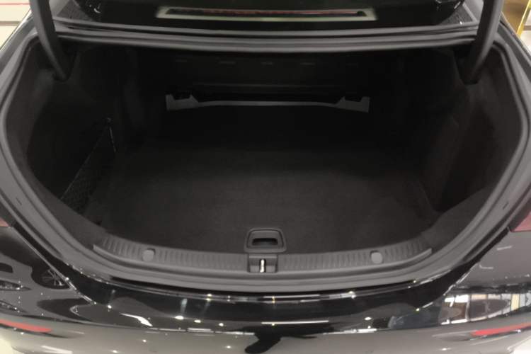 Used Mercedes-Benz E-Class 2022 E 300 L Stylish Model