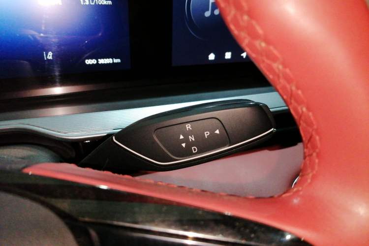 Used  Stellar C-DM 2024 1.5T Long-Range Plus
