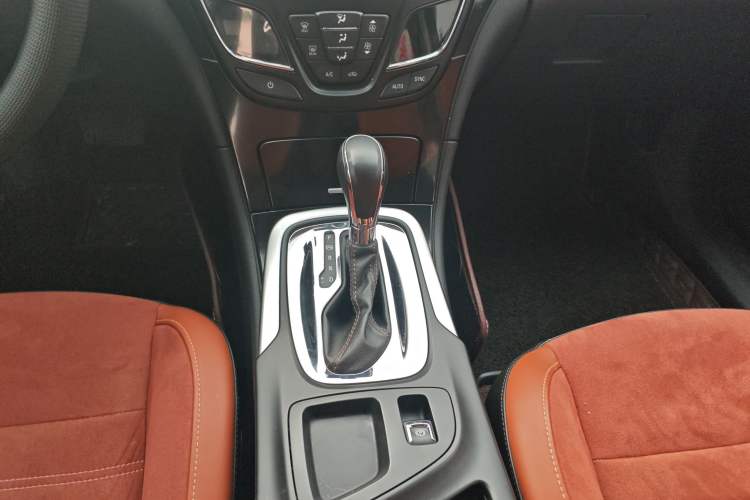 Used Buick Regal 2015 1.6T Elite Tech Model
